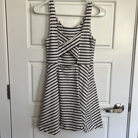 American Eagle Cross Back Dress - Picture 2 of 3